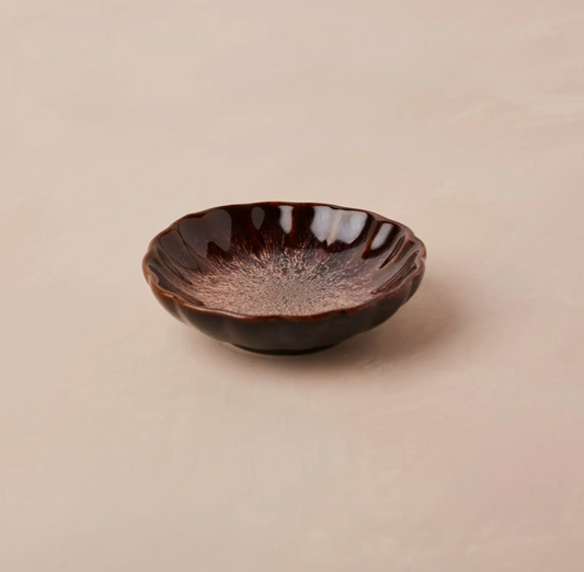 brown ceramic scallop trinket dish